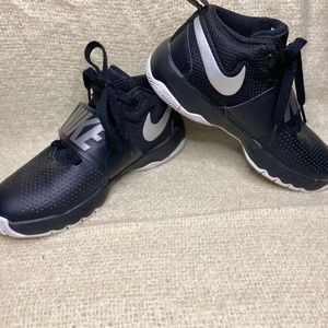 Newly Used Nike Kid Boy Sneakers